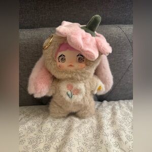 Nommi garden bunny plush keychain